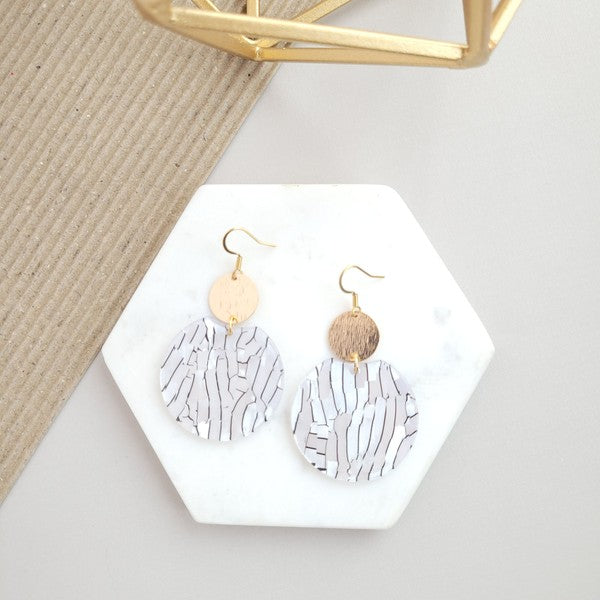 Zoey Pearl Earrings