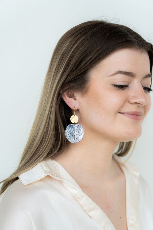 Zoey Pearl Earrings